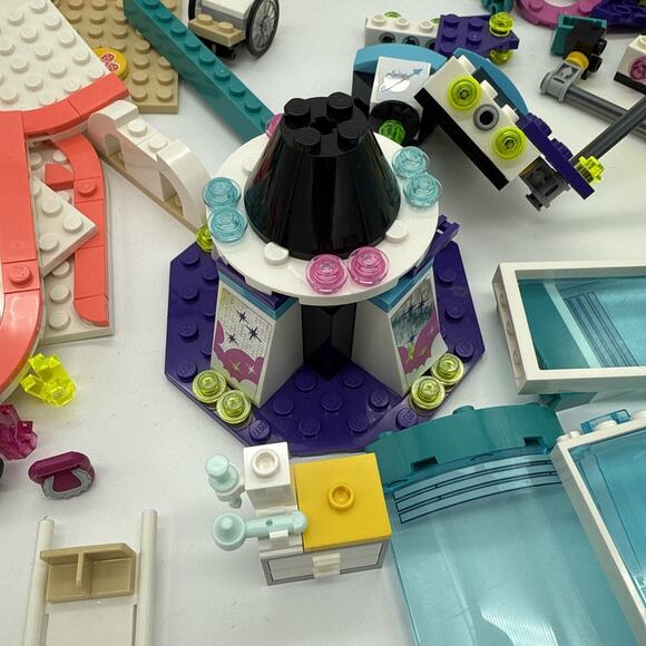 Lego Friends 41128 Amusement Park Space Ride Heartlake City Hospital Car Girl - Picture 6 of 9